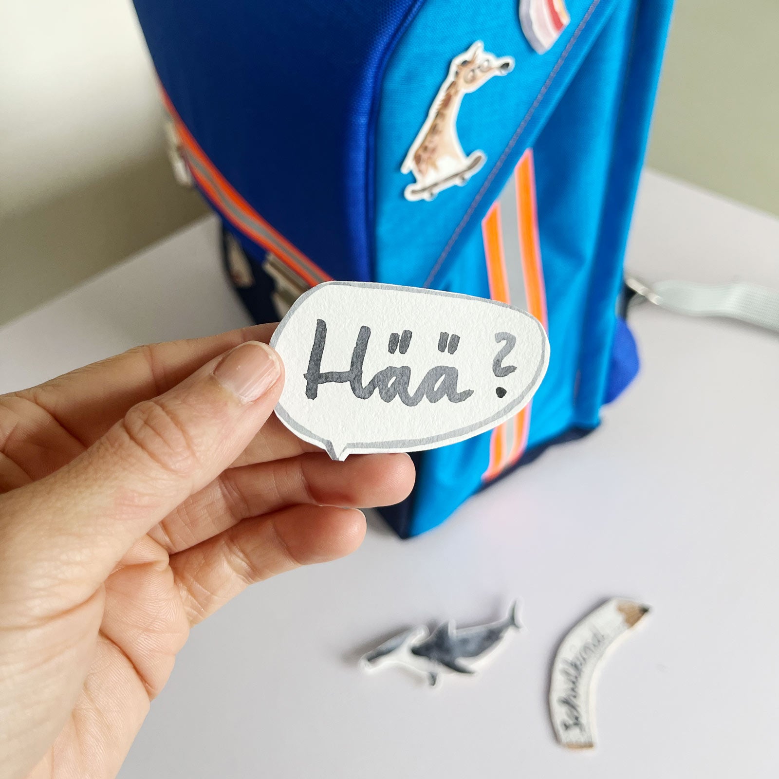 Schulranzen Magnet-Patch Hää nach Vorlage von Halfbird und Kundschafter Ranzen