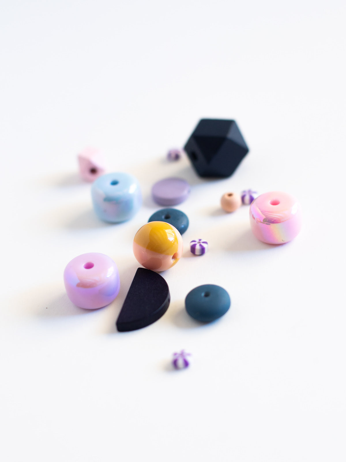 Übersicht aller Perlen aus dem Perlenset "Night in Paris" von Halfbird