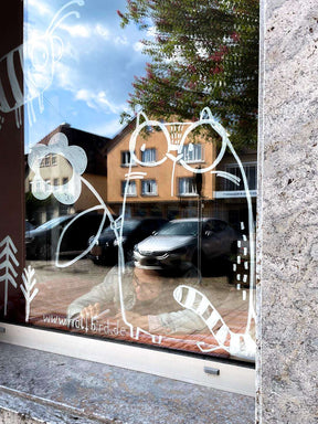 Katzen Fensterbild gemalt nach Halfbird Malvorlage am Atelierfenster
