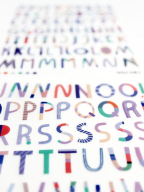 Detail randlose Buchstaben Bügelbilder von Halfbird