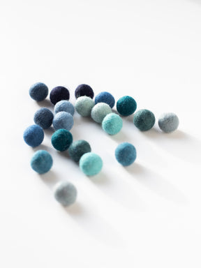 Filzkugel Set "blau" von Rico bei Halfbird