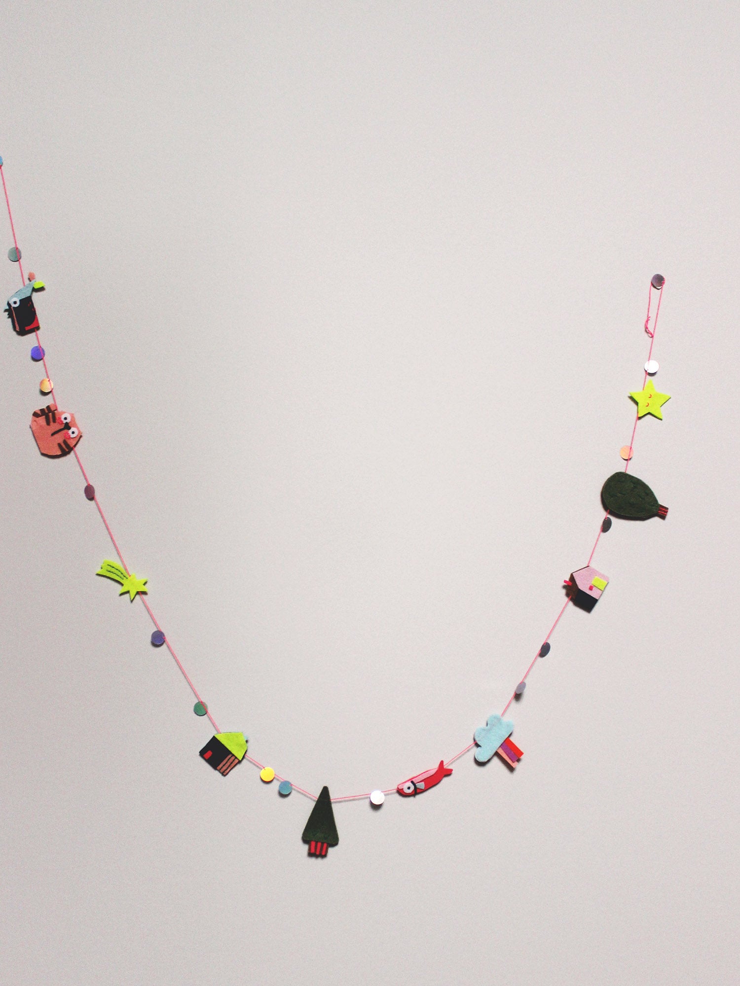 Filz Girlande - Papieranhänger | Bastelvorlage