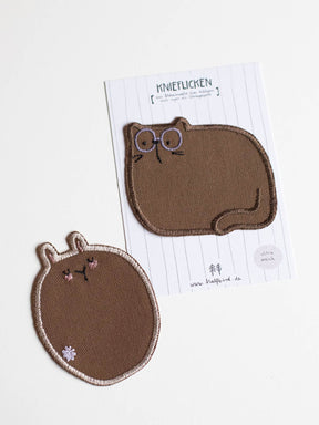 Knieflicken Hase braun und Katze braun von Halfbird