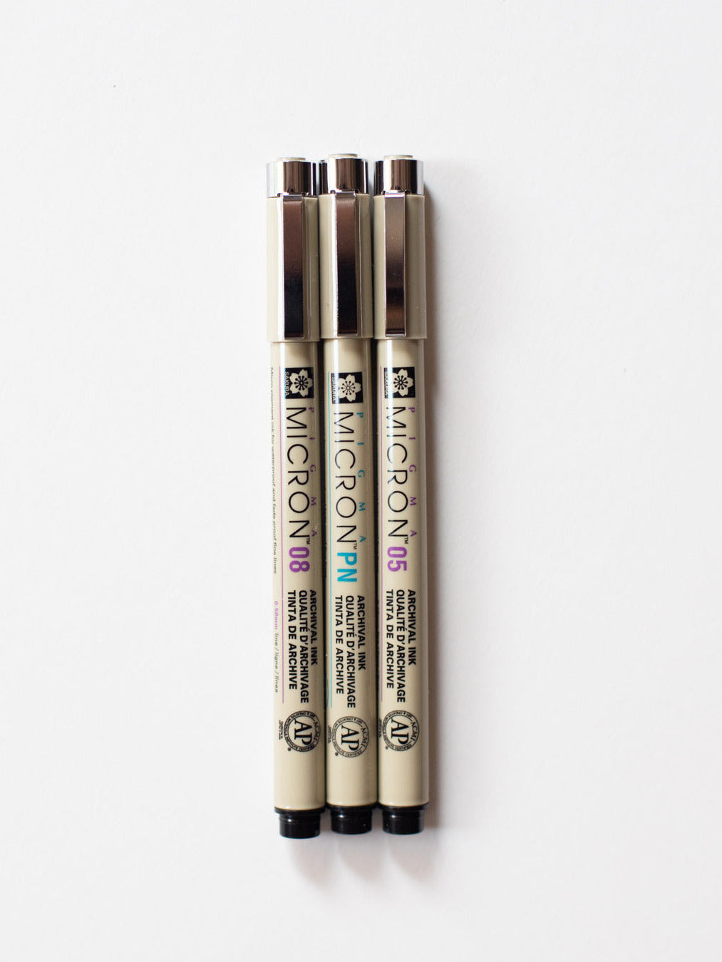 Micron Fineliner bei Halfbird