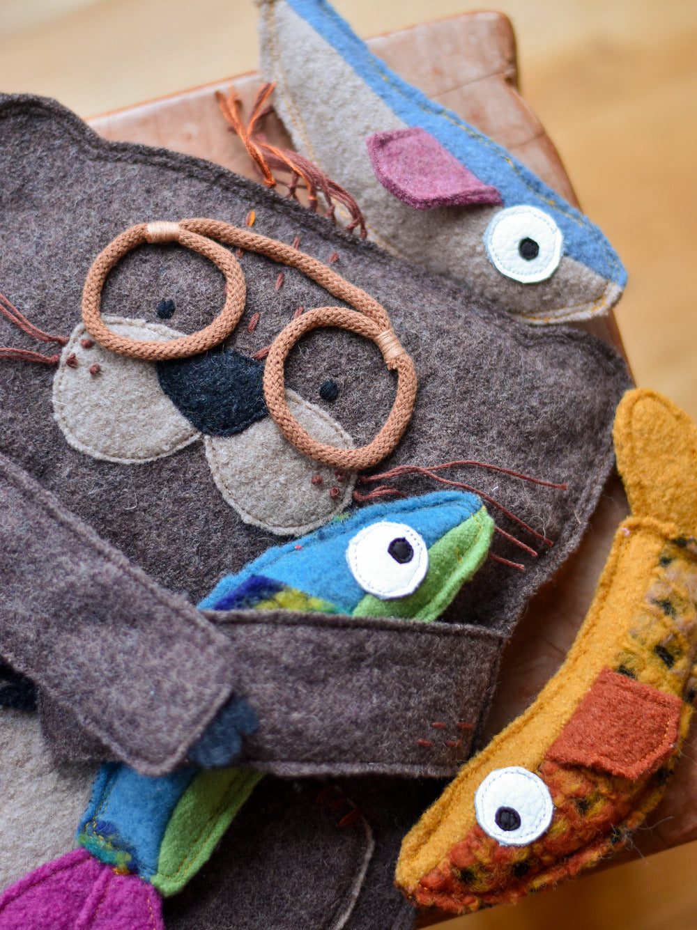 Otter Wärmflaschenhülle und sardinen walk