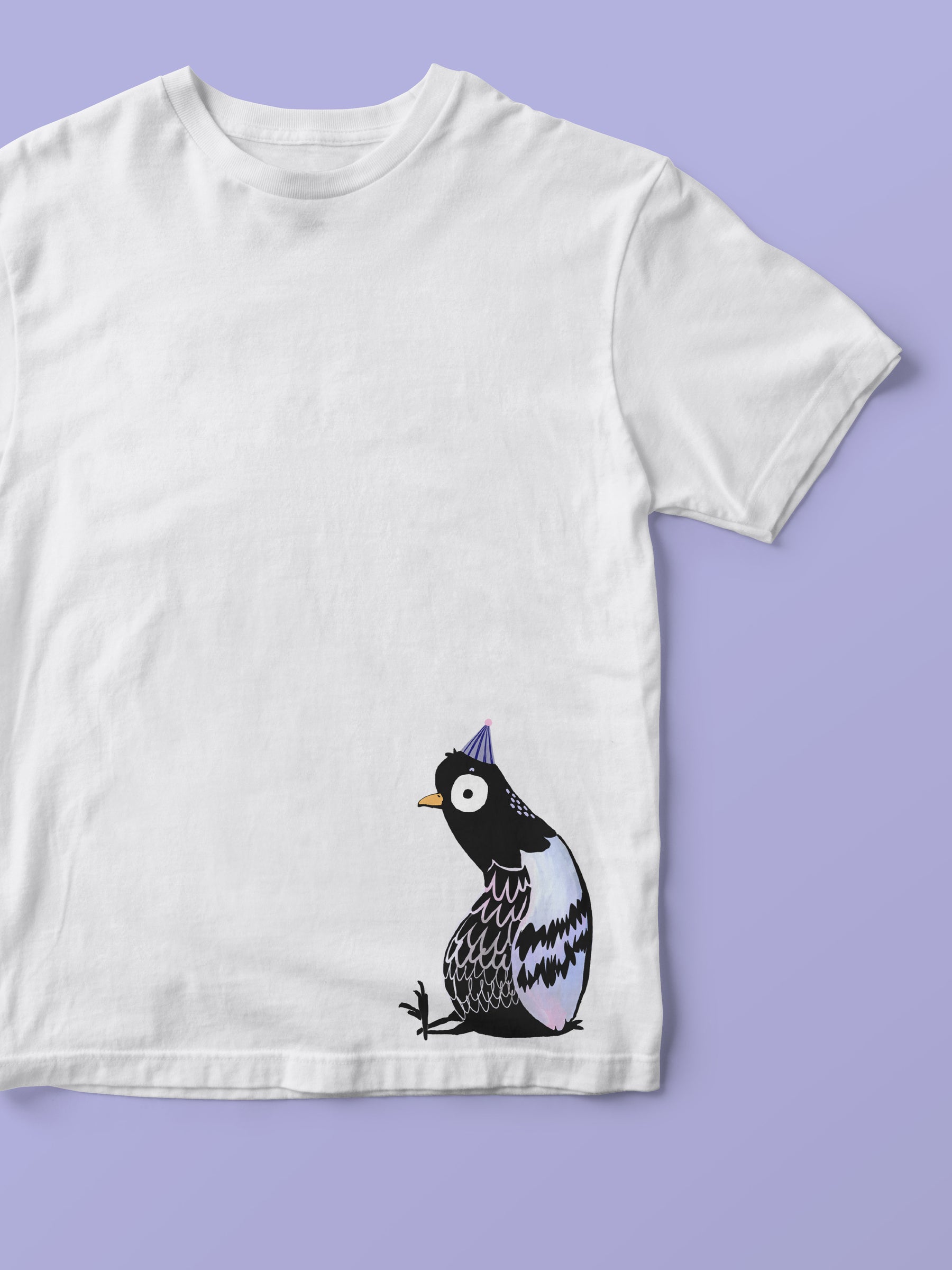 Shirt mit randlosem Bügelbild Taube sitzend von Halfbird