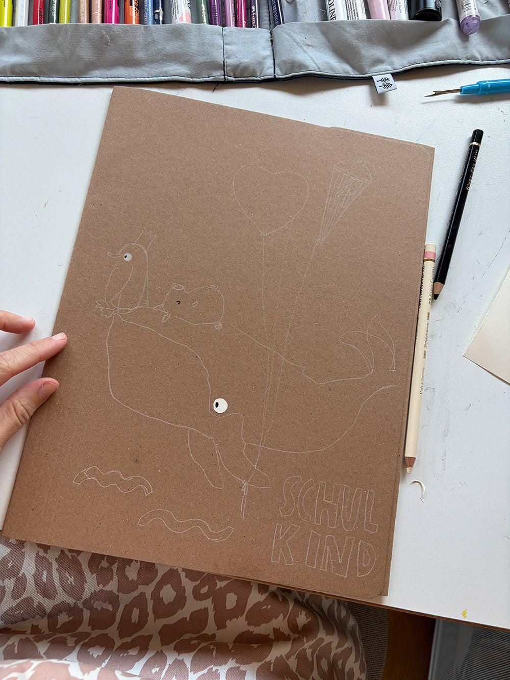 Postmappe vorgezeichnet mit Malvorlage Wal and Friends von Halfbird