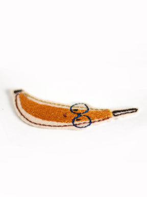 gestickter Patch Banane mit Brille von der Seite